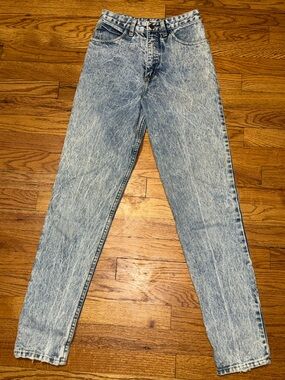 Vintage Guess by Georges Marciano acid wash jeans - women’s size 27